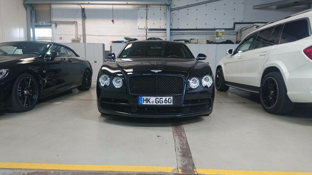 Car Bentley Flying Spur V8 all Black , 69900 EUR - Truck1 ID - 7845319