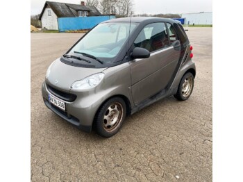 Car Smart Fortwo: picture 1