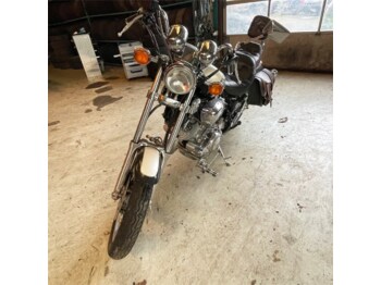 Motorcycle Yamaha XV 1100: picture 2