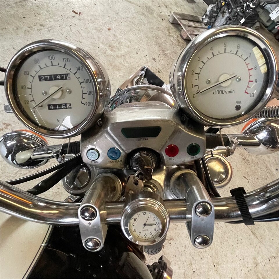 Motorcycle Yamaha XV 1100: picture 12