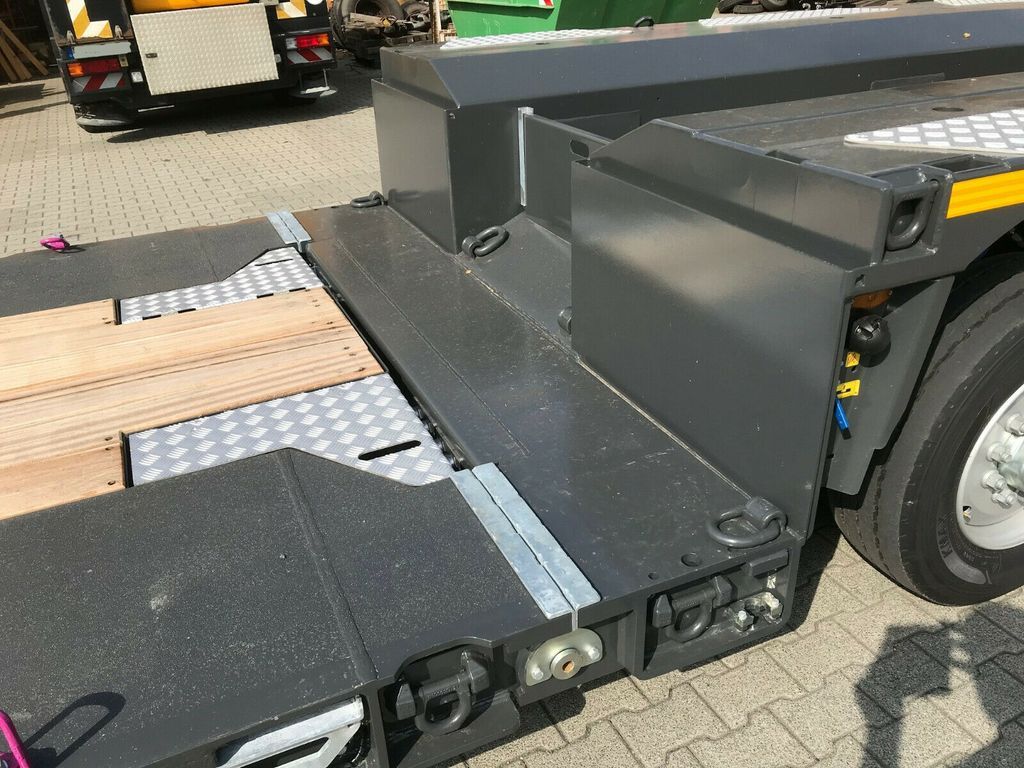 New Low loader semi-trailer Faymonville 3-Achs-Tiefbett mit Pendelachsen: picture 4