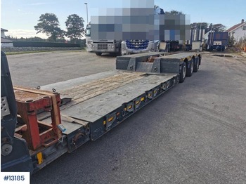 Low loader semi-trailer Faymonville Megamax: picture 1