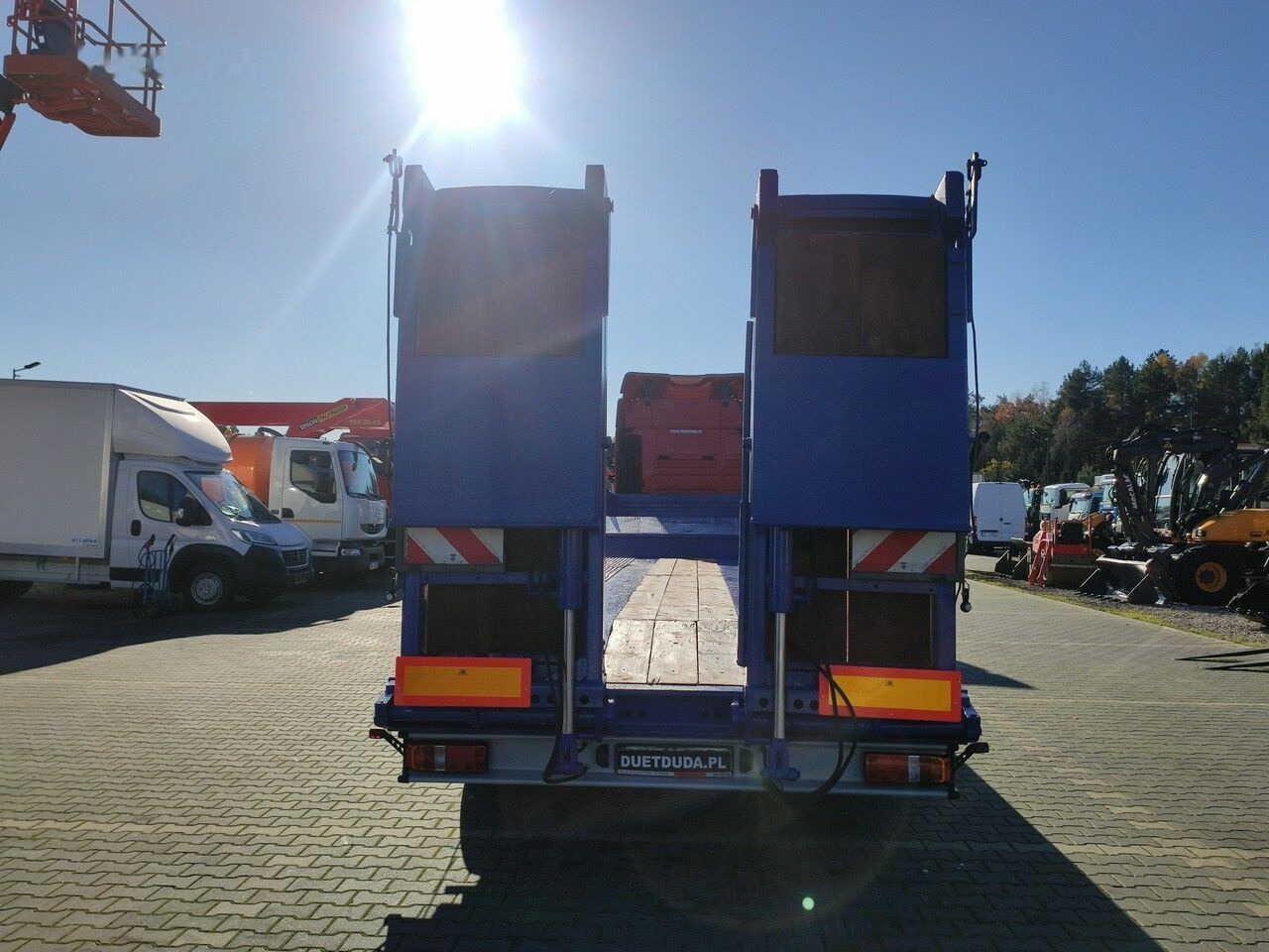 Low loader semi-trailer Fliegl: picture 14