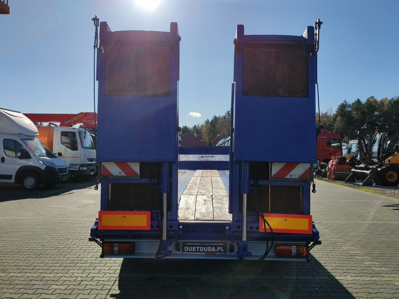Low loader semi-trailer Fliegl: picture 27
