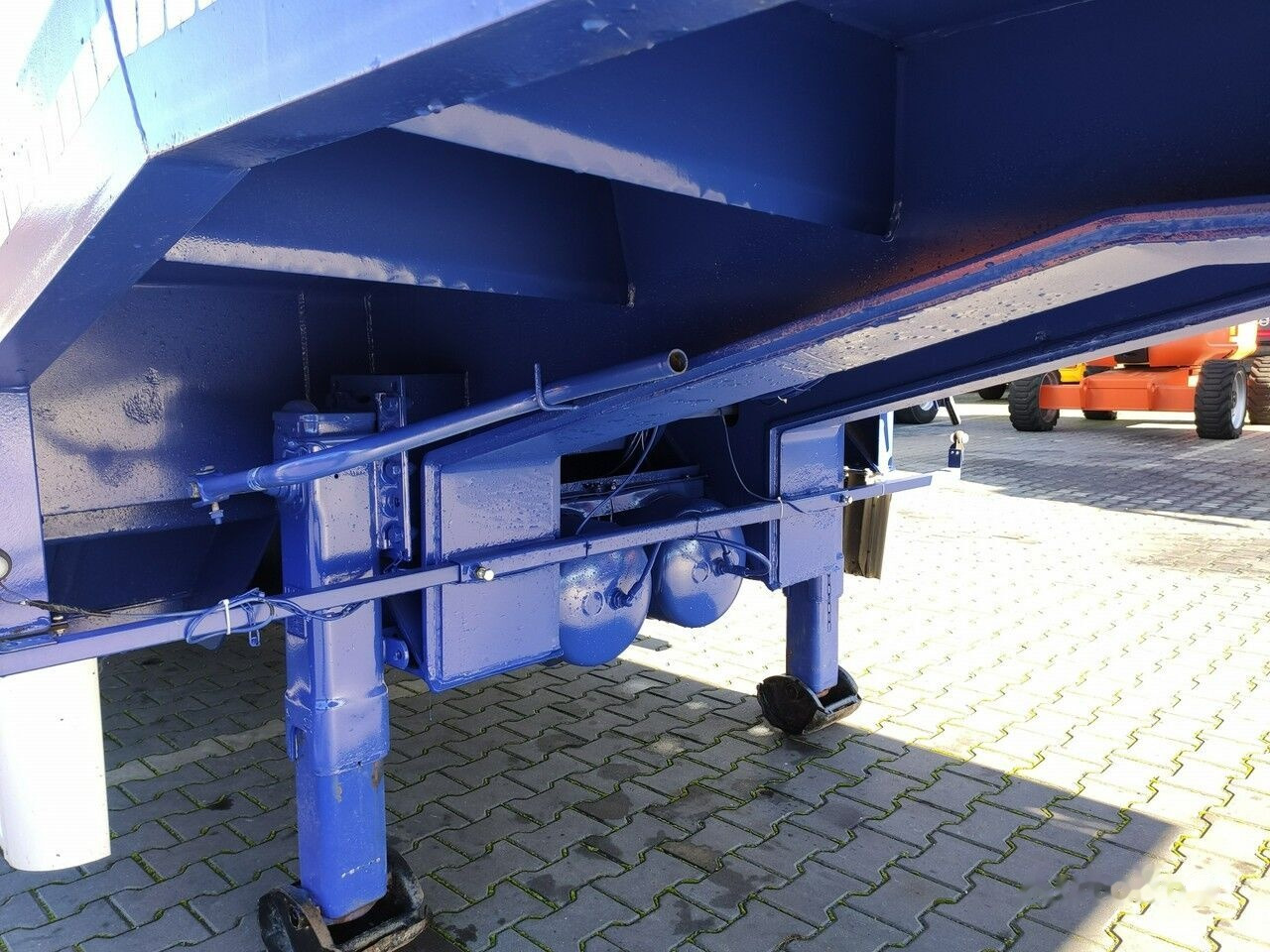Low loader semi-trailer Fliegl: picture 38