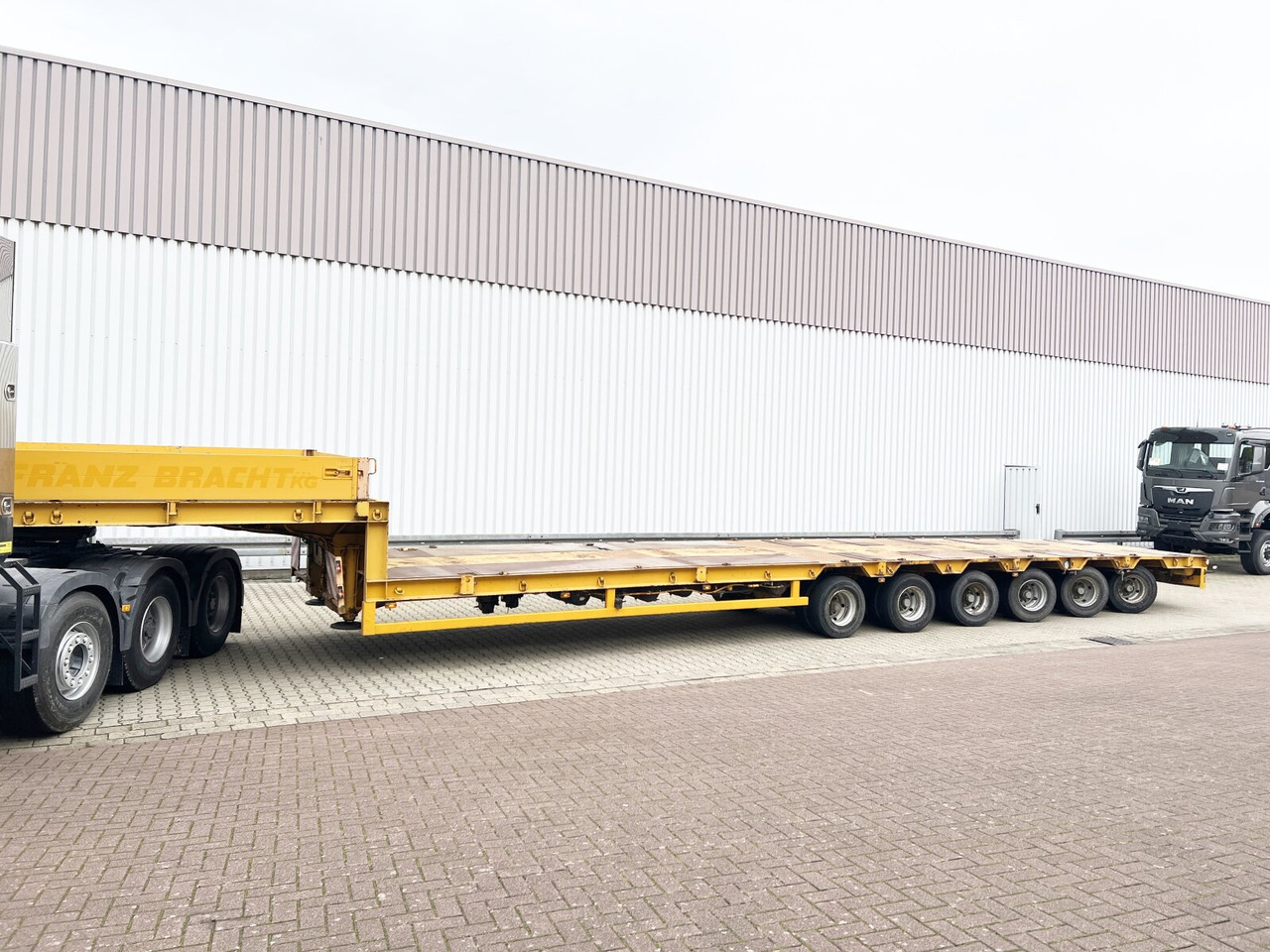 Low loader semi-trailer for transportation of heavy machinery Goldhofer STZ-L6-62/80 STZ-L6-62/80, 5x Lenkachse: picture 10
