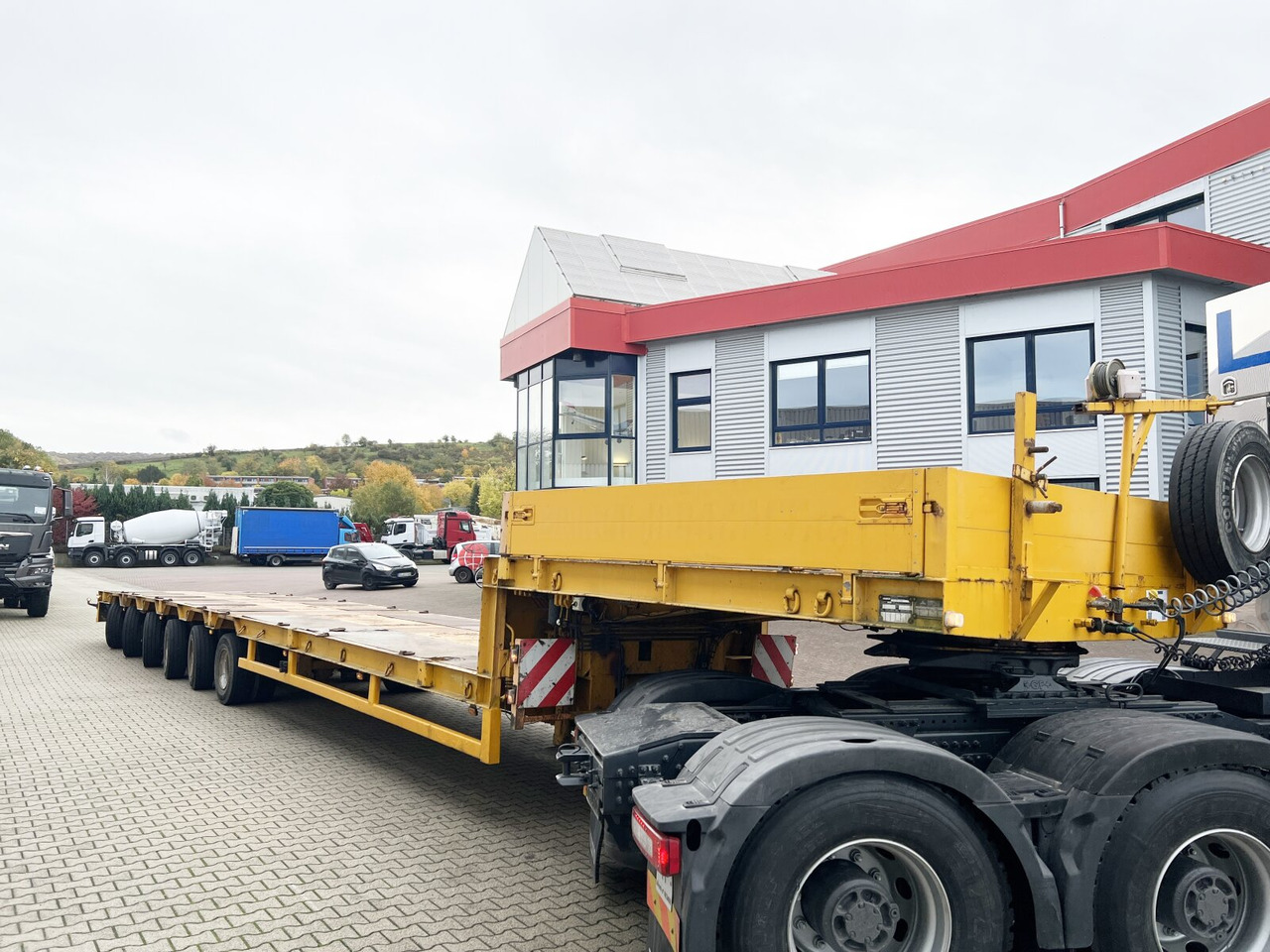 Low loader semi-trailer for transportation of heavy machinery Goldhofer STZ-L6-62/80 STZ-L6-62/80, 5x Lenkachse: picture 11