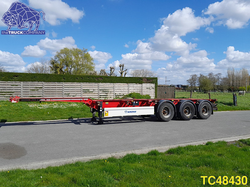 Container transporter/ Swap body semi-trailer Krone Container Transport: picture 15