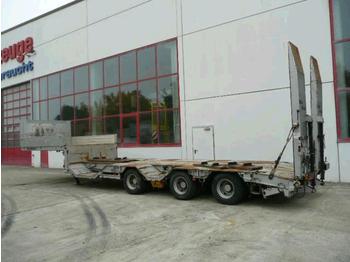 Low loader semi-trailer for transportation of heavy machinery Müller-Mitteltal 3 Achs Satteltieflader mit Radmulden: picture 1