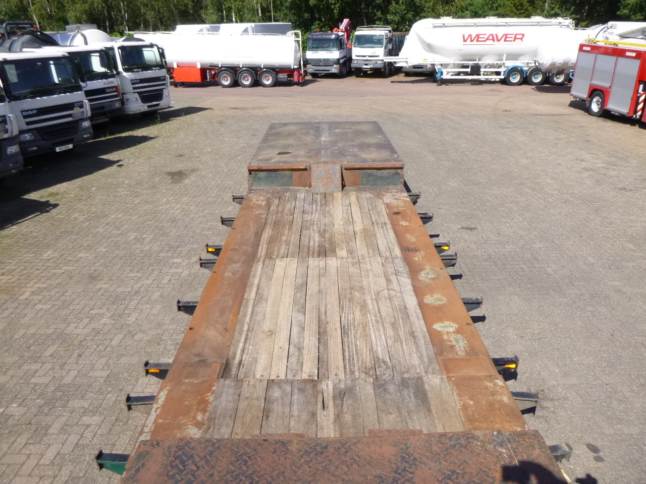 Low loader semi-trailer Nooteboom 3-axle lowbed trailer 33 t / extendable 8.5 m: picture 7