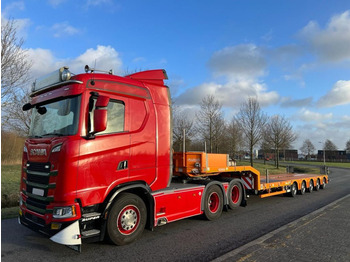 Low loader semi-trailer NOOTEBOOM