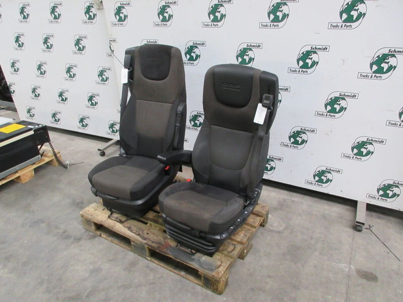 Seat for Truck DAF 1978978//1844340 // 1844380 STOELEN SET CF XF 106 EURO 6 R+L: picture 4