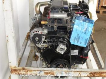  Perkins 1104D-44T - Engine and parts