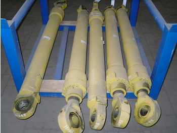 Cnh 72104455 - Hydraulic cylinder