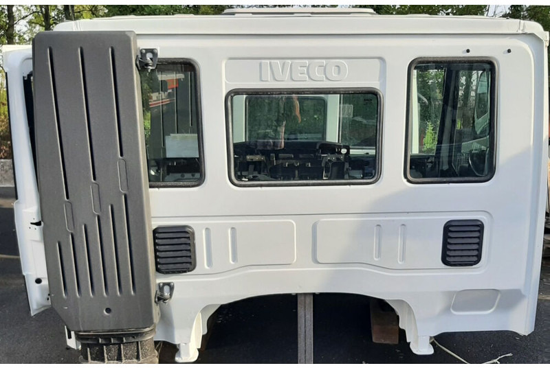 Cab and interior for Truck Iveco T-Way / X-Way (day cab): picture 5