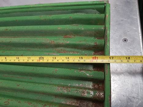 Grill John Deere 1830, 2030, 2130, 2440, 2640 Side Grille, Grill Panel Ar72950: picture 5