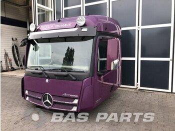 Cab for Truck MERCEDES Actros MP4 Mercedes Actros MP4 StreamSpace L-cab L2H2 0006000101 StreamSpace L-cab L2H2: picture 1