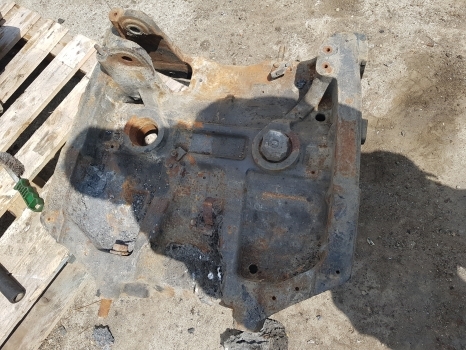 Suspension New Holland T5.120, T5.110 Front Axle Support Housing, Bolster 47642596, 13f18b: picture 6