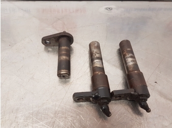 Steering for Farm tractor New Holland Ts115a, 7740,ts, 40 Ser Steering Cylinder Pin Pair 5142048, 5173252: picture 3
