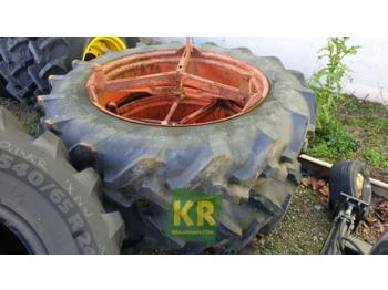 Wheels and tires for Agricultural machinery Pirelli 13.6R36: picture 1