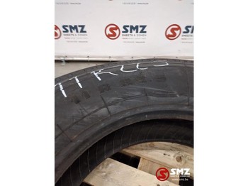 Tire PIRELLI