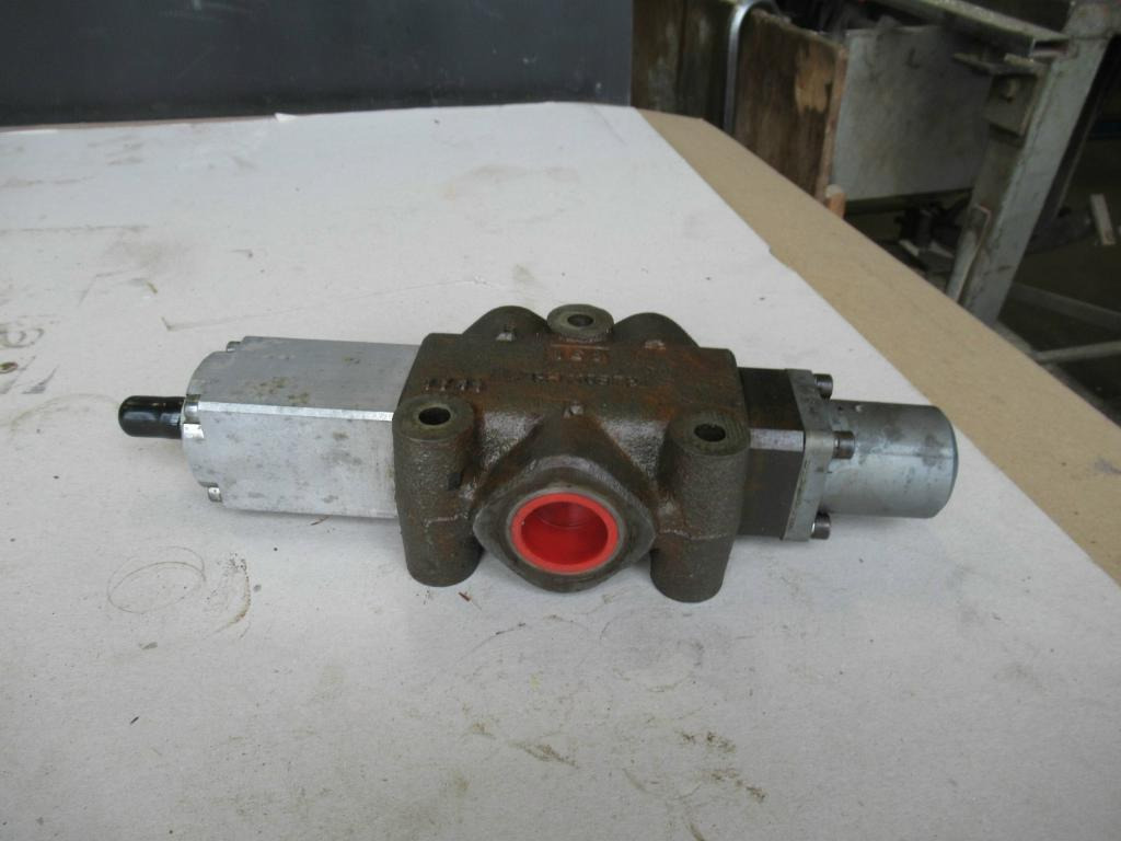 New Hydraulic valve for Construction machinery Walvoil PF1100743 -: picture 5
