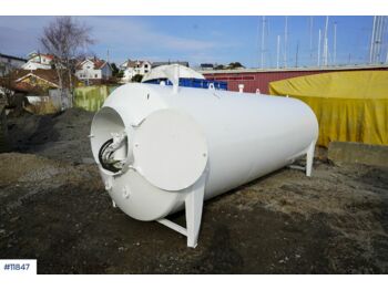 Storage tank Large diesel tank with pump: picture 1