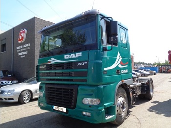 Tractor truck DAF 95 XF 430 730 km low roof: picture 1