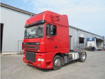 Tractor truck DAF 95 xf 430 Super Space Cab: picture 1