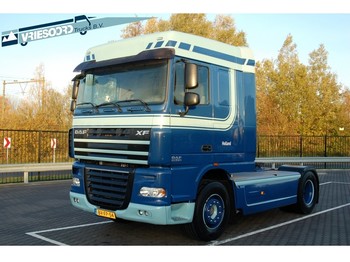 Tractor truck DAF XF105.410: picture 1