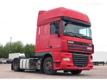 Tractor truck DAF XF 105.410: picture 1