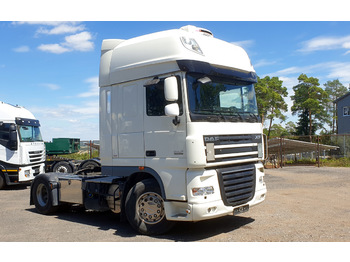 Tractor truck DAF XF 105.460: picture 1