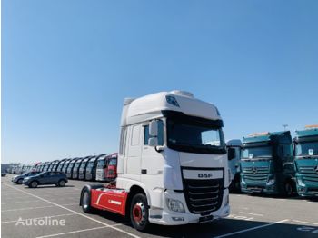 Tractor truck DAF XF 106 460: picture 1