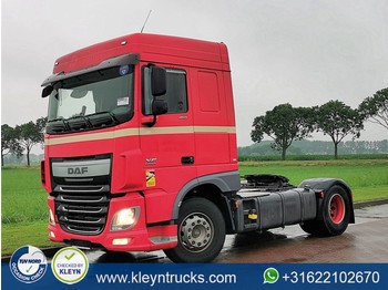 Tractor truck DAF XF 460: picture 1