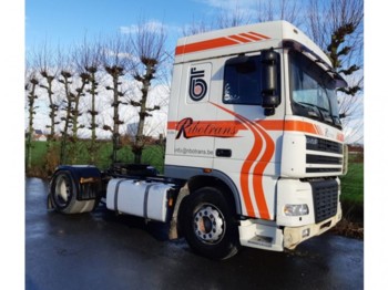 Tractor truck DAF XF 95: picture 1