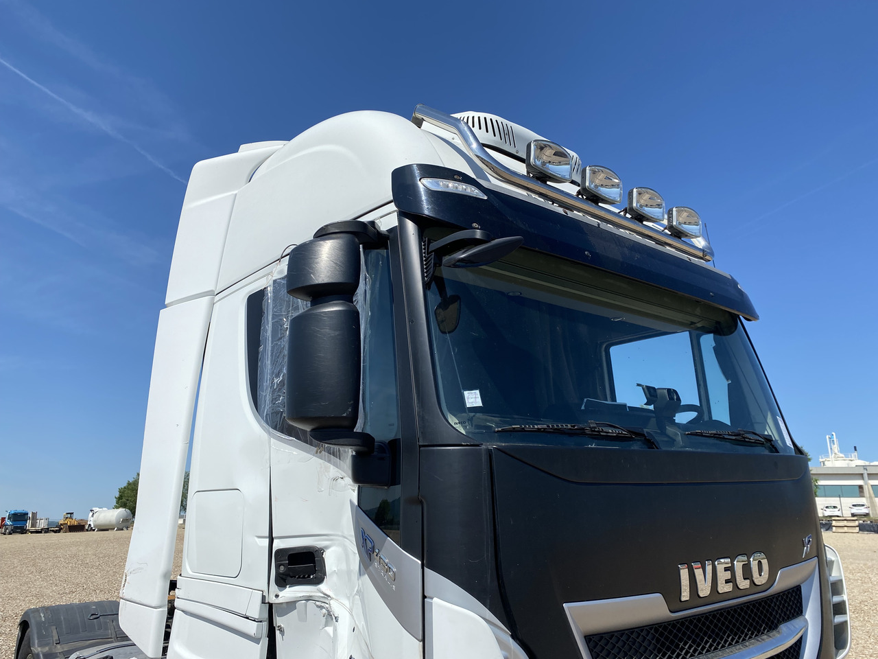 Tractor truck IVECO Stralis 480 XP: picture 12
