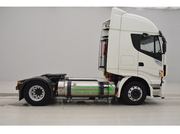 Tractor truck Iveco Stralis AS440S40 LNG Natural Power: picture 5