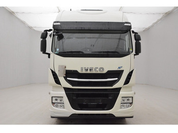 Tractor truck Iveco Stralis AS440S40 LNG Natural Power: picture 2