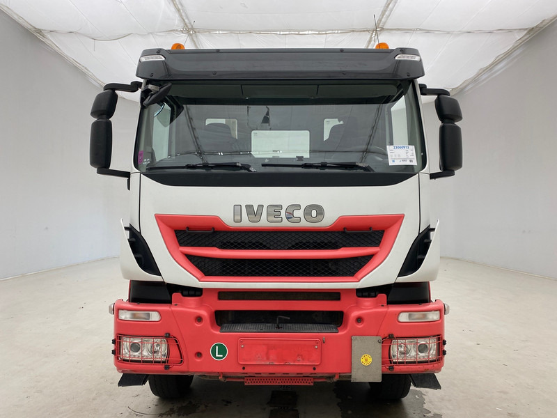 Tractor truck Iveco Trakker 450: picture 2