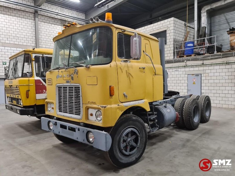 Tractor truck MACK F 700 francais/french: picture 3