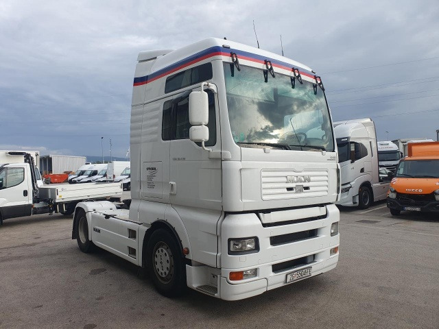 Tractor truck MAN TGA 18.430: picture 4