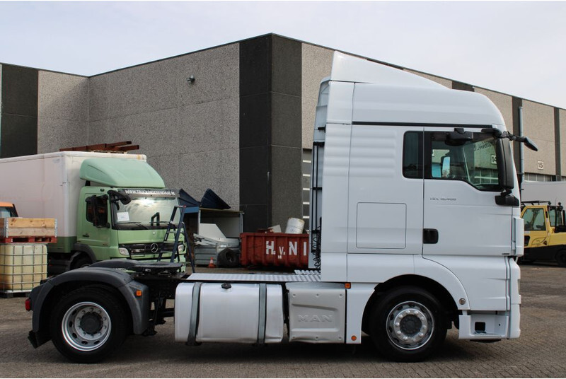 Tractor truck MAN TGX 18.400 + EURO 6: picture 6