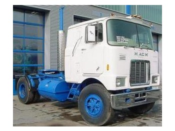  Mack F 786 T SZM - Tractor truck
