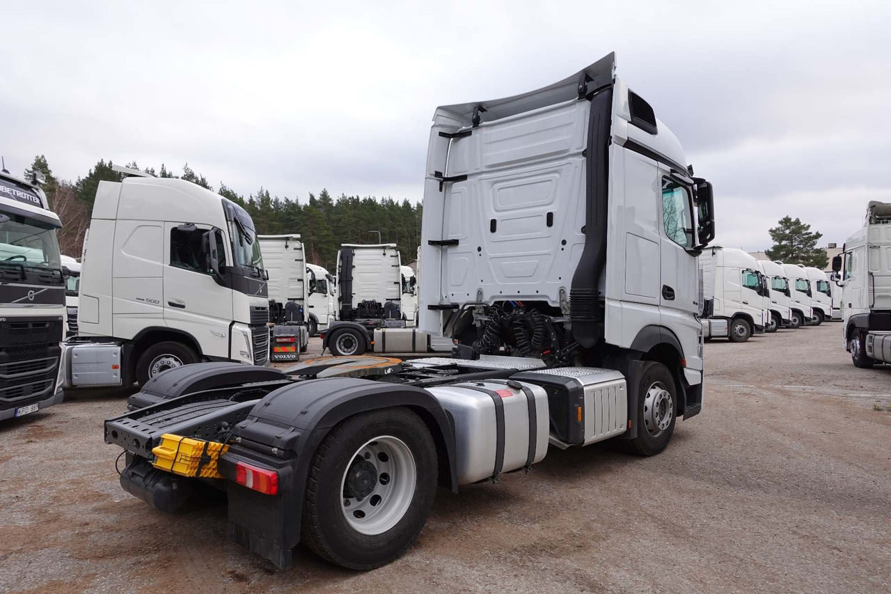 Tractor truck Mercedes-Benz Actros 1845 LS 4x2 BigSpace PC: picture 4