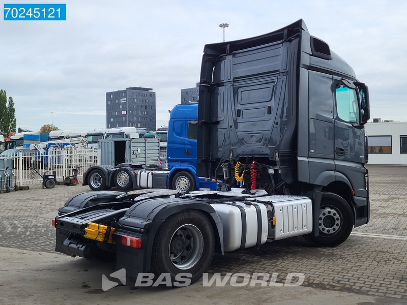 Tractor truck Mercedes-Benz Actros 1848 4X2 2x Tanks Euro 6: picture 12