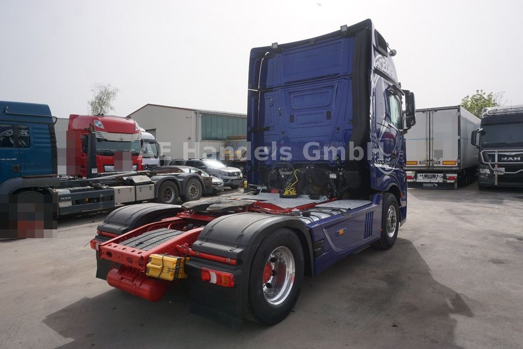Tractor truck Mercedes-Benz Actros IV 1863 GigaSpace LL*Retarder/Leder/Xenon: picture 5