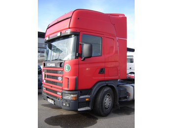Tractor truck SCANIA 124 420: picture 1