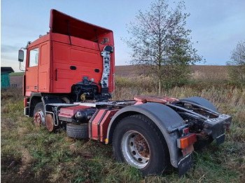 VOLVO  - Tractor truck: picture 2