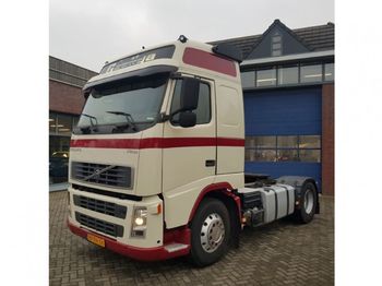 Tractor truck Volvo FH12 -420 holland truck: picture 1
