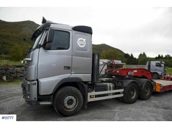Tractor truck Volvo FH16 600: picture 1